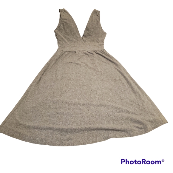 unbranded Dresses & Skirts - NWOT gray dress